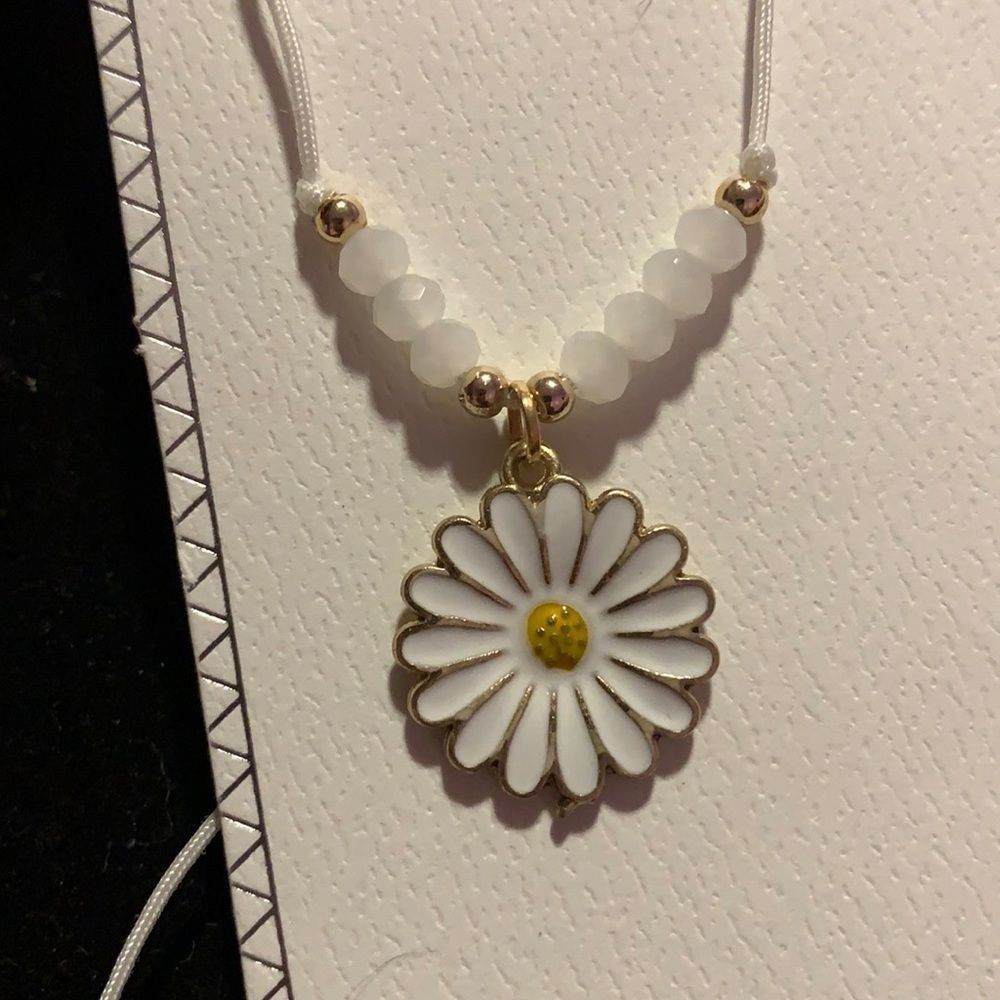 White daisy with beads and silver slide necklace